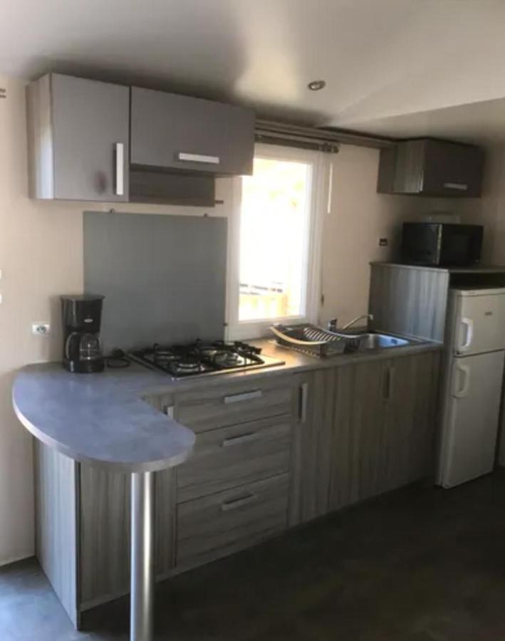 Mobile Home Comfort: Les Salins de la Gardiole Camping Vic-la-Gardiole Exterior photo
